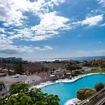 Magnolia Luxury By Altamarhomes アデヘ