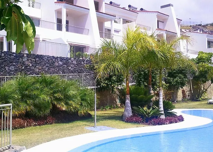 Magnolia Luxury By Altamarhomes アデヘ