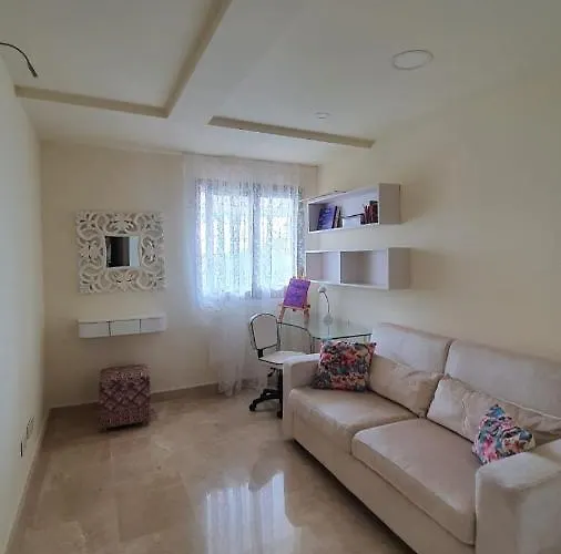 Magnolia Luxury By Altamarhomes アデヘ